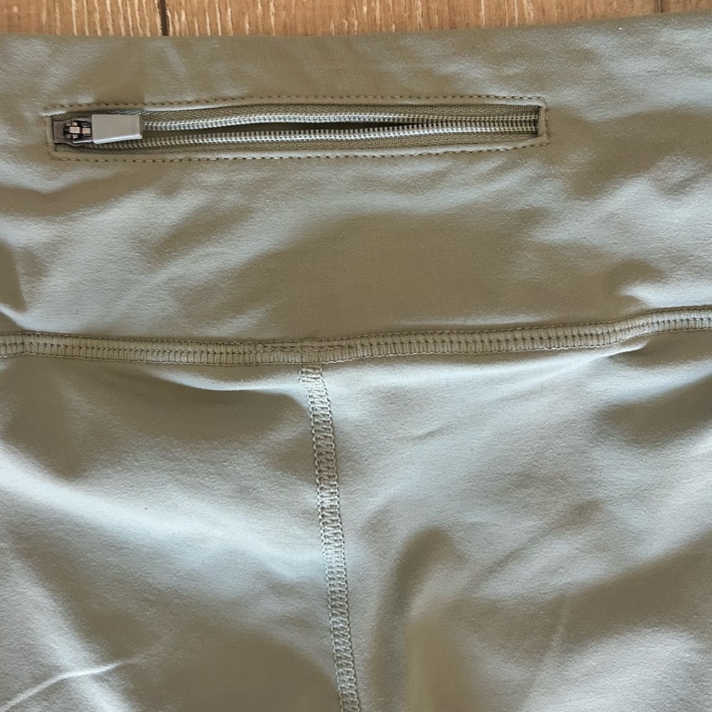 UFC Gym Sage Green Mesh Detail Leggings - Picture 5 of 7